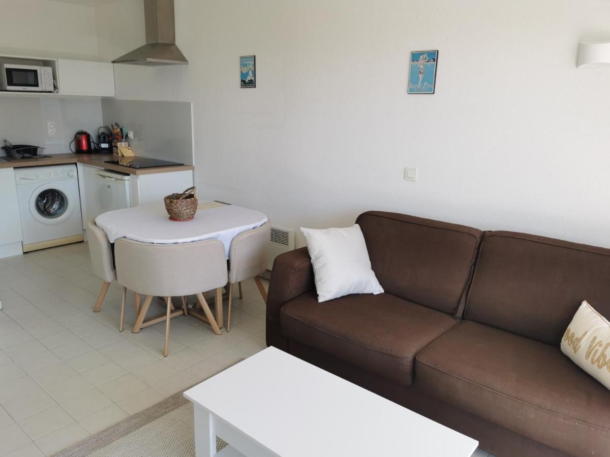 Antibes Les Pins 2 Pieces Vue Mer Piscine Parking Apartman Kültér fotó